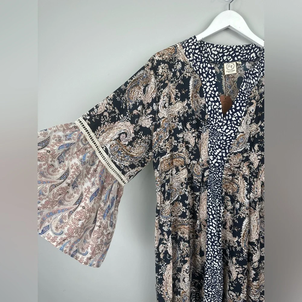 Grace & Emma Paisley Print Boho Bell Sleeve Dress Size 3XL NWT NEW